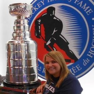 Meet your Posher, Leslie